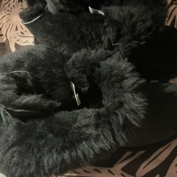 UGG Women's Black Boots with Suede Exterior - Picture 7 of 10